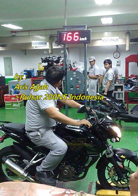 tospeed bajaj pulsar 200NS tembus 166 km per jam diatas dynotest