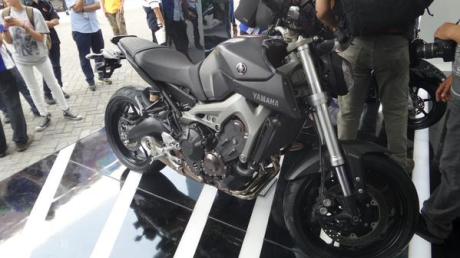 Yamaha MT-09 Matt Grey PRJ 2015