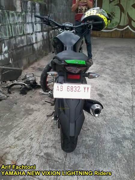 Adu Kambing lawan Honda Grand, yamaha New Vixion shock depan patah di Jogja 03 pertamax7.com