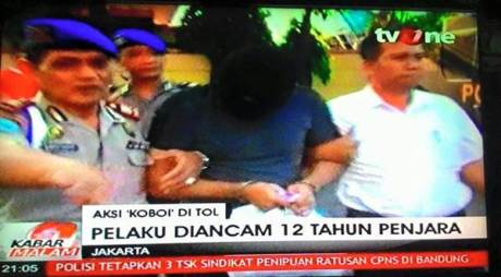 Dibekuk Polisi, Penembak Daihatsu Xenia di TOL JORR itu mengaku Lapar mau cepat Pulang