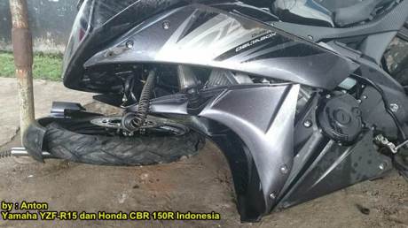 Kecelakaan Yamaha r15 Shock Patah di  Purwokerto 00 pertamax7.com