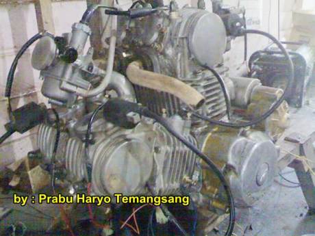 Modifikasi Mesin Honda GL-Pro jadi V4 suara bak mobil JAZZ pertamax7.com
