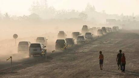 tol pejagan pemalang mirip Rally paris dakar