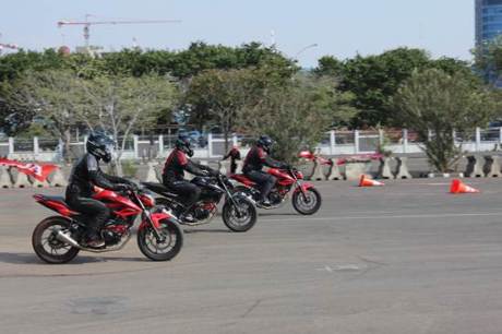 AHM Luncurkan 2 Model Baru All New Honda CB150R StreetFire dan New Honda Sonic 150R 02 pertamax7.com