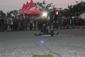 Aksi FreeStyle New Honda Sonic 150R Panaskan The Park Mall Solo Baru 05&nbsp;pertamax7.com