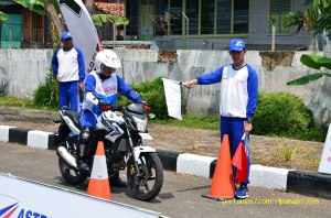 Astra Honda Safety Riding Instructor Competition 2015 di Palembang Hari Ketiga Uji Rem dan Keseimbangan 01&nbsp;Pertamax7.com