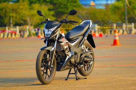 Foto testride all new Honda Cb150R dan New honda Sonic 150R 03 Pertamax7.com