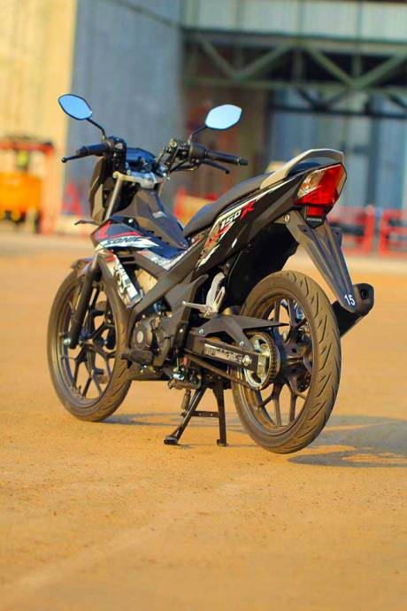 Foto testride all new Honda Cb150R dan New honda Sonic 150R 07 Pertamax7.com