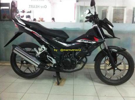 Kala New Honda Sonic 150R  Dibongkar Mesin Nampak Besar Nan Padat 04 Pertamax7.com