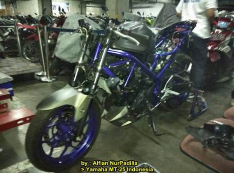 Modifikasi Yamaha MT-25 jadi yamaha R25 buat turun balap 00 pertamax7.com
