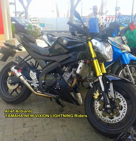 Modifikasi Yamaha R15 Jadi Naked Bike headlamp Byson kaki-kaki ala R25 Gambot