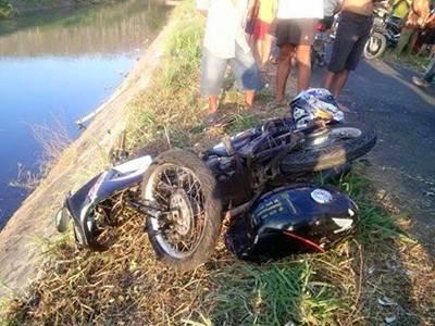 Adu Banteng Yamaha Vixion VS Honda Megapro Remuk akibat Rider Mabuk di Tulungagung 2 pertamax7.com