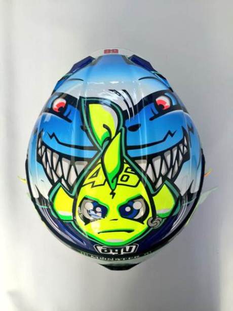 Detail Helm AGV Valentino Rossi Special Misano 2015, Hiu Garang siap menerkam 00 pertamax7.com