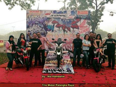 Meriahnya Grand Launching All New Honda CB150r dan New Sonic 150R di Palanka Raya 02 pertamax7.com