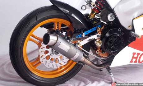 Modifikasi Ekstrem Anti Mainstream, Honda Scoopy jadi Ala RC213V Tunggangan Marquez 1