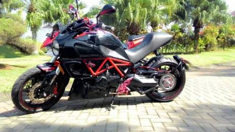 Modifikasi honda megapro ala ducati diavel 03 Pertamax7.com