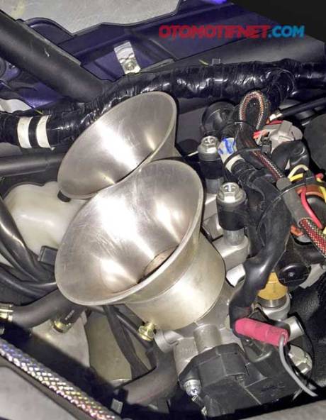 Modifikasi Yamaha R25 Movistar jadi 321 cc Tembus 45 HP di ban cuma Habis Rp.60 Juta saja02 Pertamax7.com