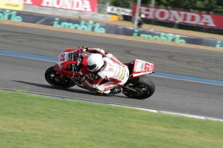 Tampil Perdana, Andi Gilang Langsung Raih Posisi 5 ARRC Thailand 01 pertamax7.com