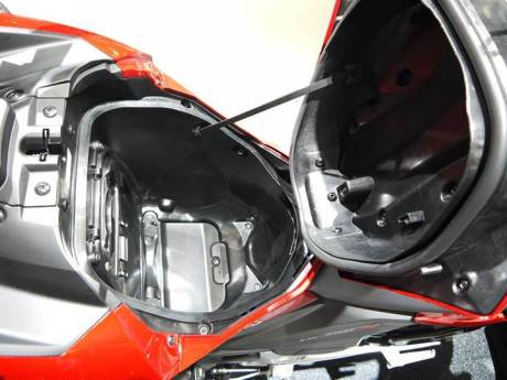 Ini dia Honda NC750X 2016, Siap berpetualang dengan bagasi lebih luas 04 pertamax7.com