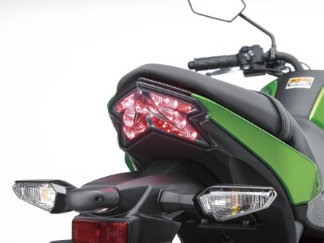 Kawasaki Z125 2016 16_BR125GH_G_21 Pertamax7.com