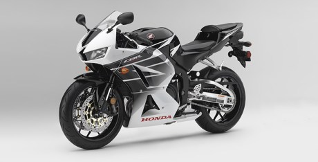 New Honda CBR600RR_2016_01 Black white Pertamax7.com