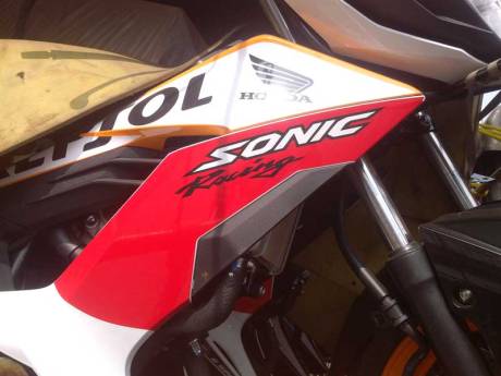 New Honda Sonic Repsol Racing sudah Sampai Jogja, mesin warna emas Siap di Launching 04 Pertamax7.com