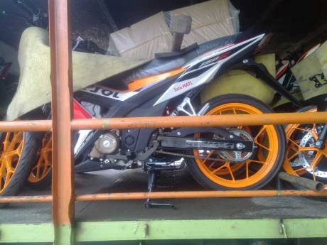 New Honda Sonic Repsol Racing sudah Sampai Jogja, mesin warna emas Siap di Launching 05 Pertamax7.com