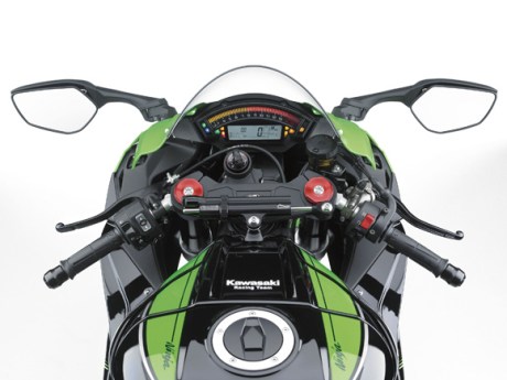 New Kawasaki ZX-10R 2016 16_ZX1000RS_G_13 Pertamax7.com