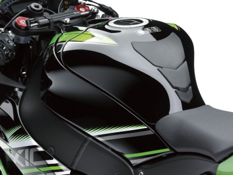 New Kawasaki ZX-10R 2016 16_ZX1000RS_G_23 Pertamax7.com