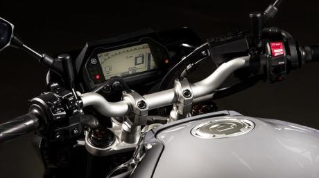 2016 New Yamaha MT-10 2016-Yamaha-MT-10-EU-Night-Fluo-Detail-002 Pertamax7.com