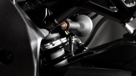 2016 New Yamaha MT-10 2016-Yamaha-MT-10-EU-Night-Fluo-Detail-007 Pertamax7.com