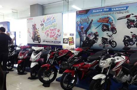 Display-motor-Yamaha-di-Main-Dealer-STSJ-di-Banjarmasin