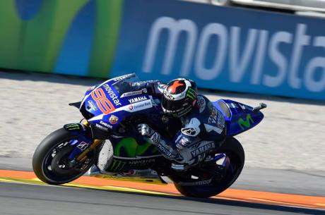 Foto Selebrasi Lorenzo Juara Dunia Motogp 2015, Awas Jangan dibuka 05 Pertamax7.com