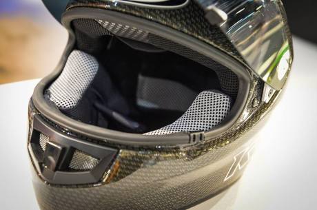 Intip Kerennya Helm KYT TURNDER FLASH Carbon Fiber dan Pakai Titanium, Buatan Italy Lho 01 Pertamax7.com