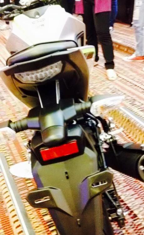 Kayak Gini Nih Wujud Yamaha MT-15 dari segala Sisi, Headlamp Seram berkonde Tajam 04 Pertamax7.com