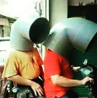 Ngakak, Knee PVC jadi HELM  pertamax7.com