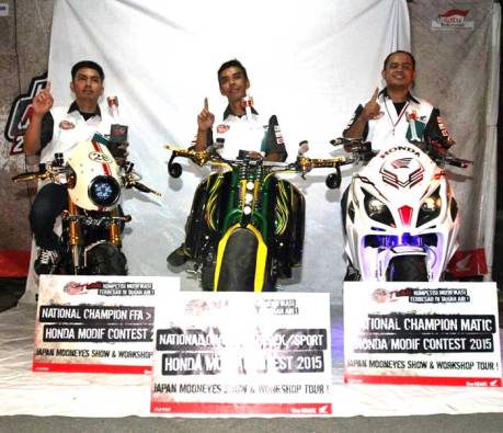 Nih 3 Modifikator yang di berangkatkan Honda Ke Annual Mooneyes Yokohama Hot Rod Custom Show 2015, Modifikasinya Sadesss pertamax7.com 1