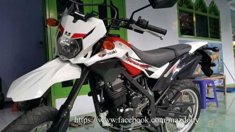 Gaya Bos Komputer beli Kawasaki D-Tracker Di TulungAgung, Sumringah Tenan 03 Pertamax7.com