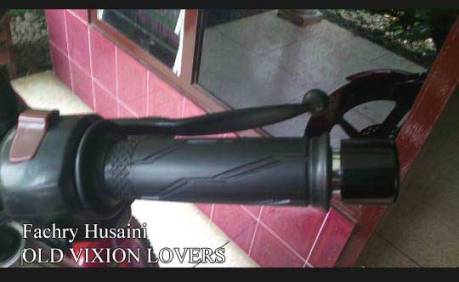 Modifikasi Simple Yamaha Old Vixion Modal Rp.78 Rebu Pakai Handgrip Dan Spion New Vixion, Cakep Dan Fungsional 02 Pertamax7.com