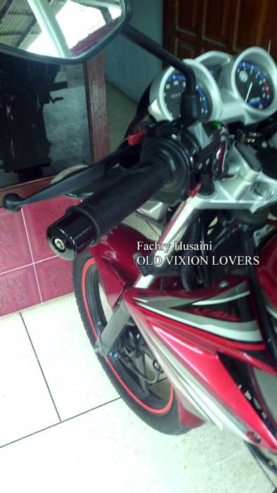 Modifikasi Simple Yamaha Old Vixion Modal Rp.78 Rebu Pakai Handgrip Dan Spion New Vixion, Cakep Dan Fungsional 04 Pertamax7.com