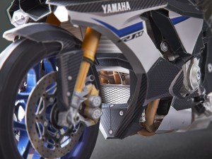 PaperCraft Yamaha YZF-R1M 12&nbsp;Pertamax7.com
