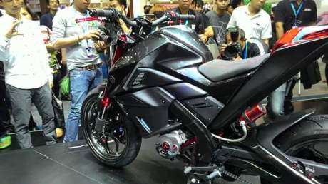Sangarnya Modifikasi Yamaha M-Slaz MT15 Hitam di Thailand 01 Pertamax7.com