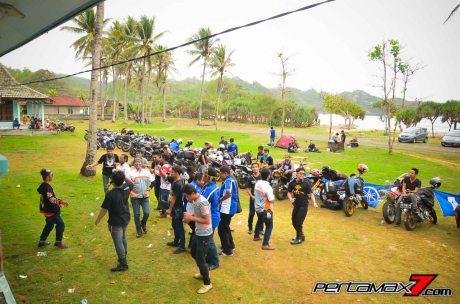 Young Motor Wonogiri ajak Touring Sport Yamaha 2015 ke Pantai Srau Pacitan meriah euy pertamax7.com_-15