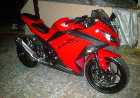 Kawasaki Ninja 250Fi Standar Pabrik Kena Tilang Di Cikarang Karena Spakbor Di Anggap Pendek,  Alamak pertamax7.com