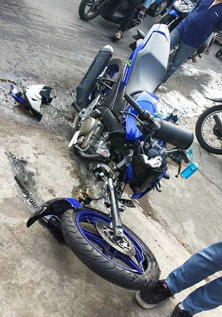 Kecelakaan 3  Motor Di Malang, Yamaha New Vixion Advance Movistar Sampai Remuk 02 Pertamax7.com