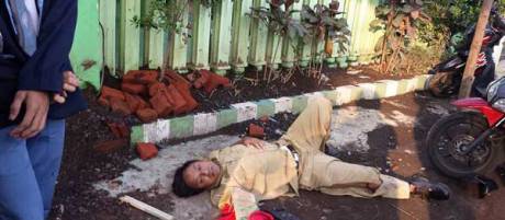 Kecelakaan 3  Motor Di Malang, Yamaha New Vixion Advance Movistar Sampai Remuk 03 Pertamax7.com