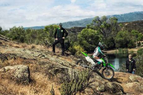 Kenalan Dengan Kawasaki KLX 140, Motor Khusus Offroad Seharga Rp.43 jutaan Mirip KLX 150 18 Pertamax7.com