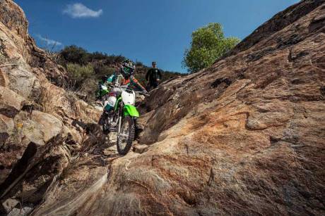 Kenalan Dengan Kawasaki KLX 140, Motor Khusus Offroad Seharga Rp.43 jutaan Mirip KLX 150 25 Pertamax7.com