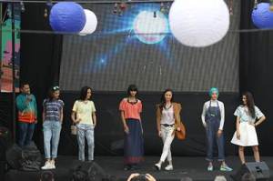 Liputan Mini runway fashion di peluncuran New Fino 125 Blue Core di Bandung (1)&nbsp;pertamax7.com