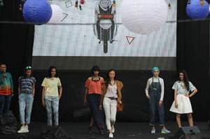 Liputan Mini runway fashion di peluncuran New Fino 125 Blue Core di Bandung (2)&nbsp;pertamax7.com